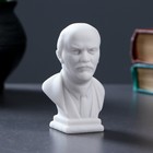 Бюст Ленин средний 9х6см, белый / мраморная крошка - фото 8847333