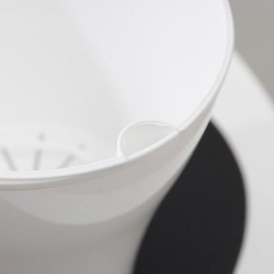 Кашпо для цветов со вставкой «Афина», 1 л, белое