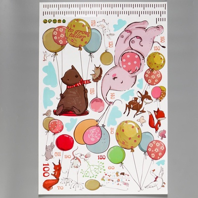 Ростомер-наклейка интерьерная «Зверята с воздушными шариками», 60×90 см