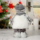 Мягкая игрушка "Снеговик с шарфом" 19х55 см (в сложенном виде 37 см) серый - Фото 4