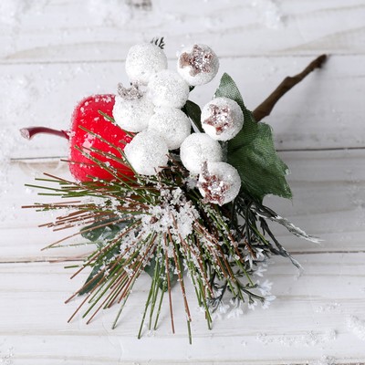 Декор "Зимнее очарование" ягоды в снегу, 17 см