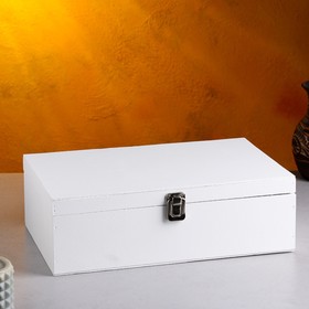 Подарочный ящик 34×21.5×10.5 см деревянный 3 отдела, с закрывающейся крышкой, белая кисть