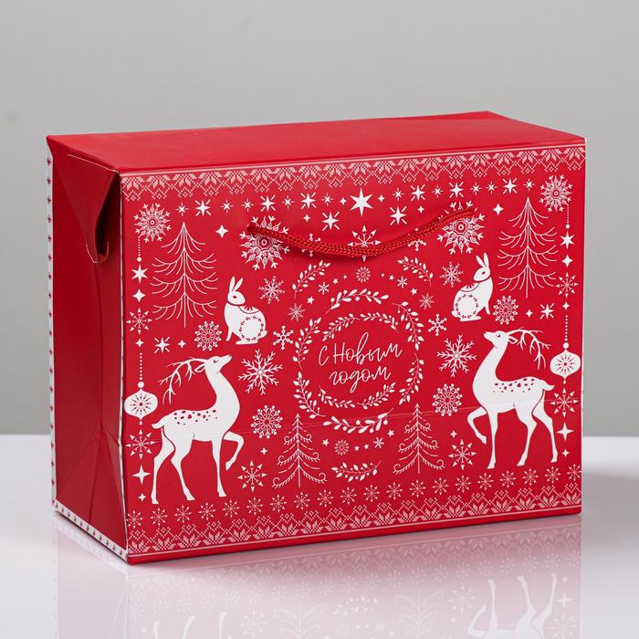 Пакет—коробка «Волшебство праздника», 23 х 18 х 11 см, Новый год