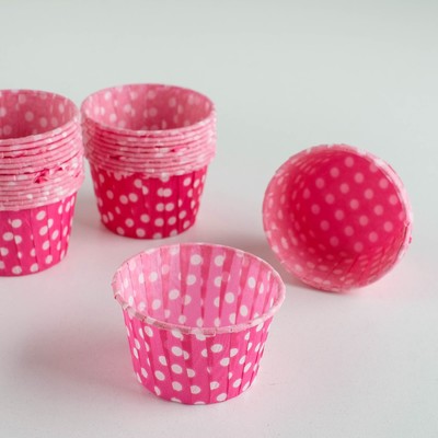Форма для выпечки "Маффин", розовый в белый горох, 5 х 4 см
