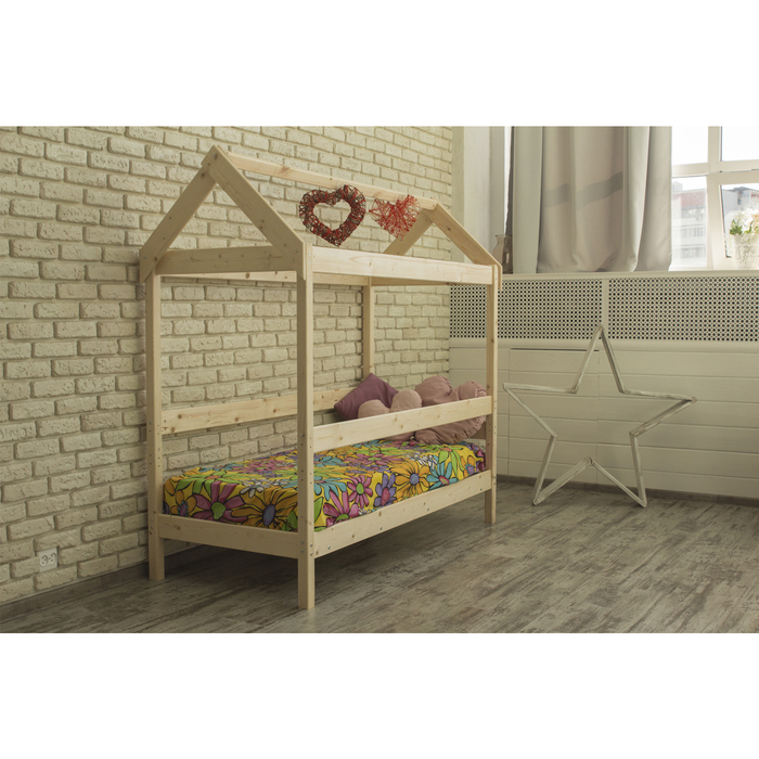 Детская кровать-домик, 700×1600, массив сосны, без покрытия