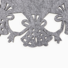 Салфетка новогодняя декоративная Доляна «Колокольчики», цвет серый, d 30 см, фетр - фото 4281011