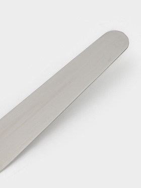 Кондитерская лопатка - палетка, изогнутая, 19.5 см, рабочая часть 10 см, цвет коричневый