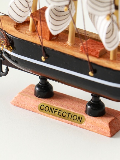 Корабль сувенирный малый «Халбрейн»,