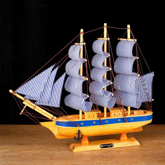 Корабль сувенирный средний «Эрна», 40х7,5х38 - фото 1896494218