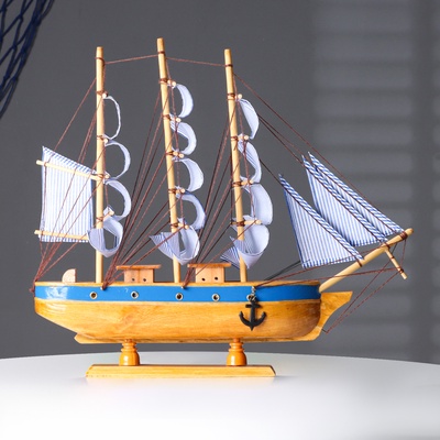 Корабль сувенирный средний «Эрна», 40х7,5х38