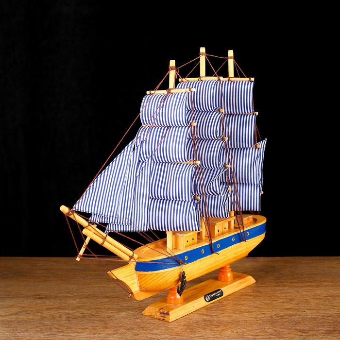 Корабль сувенирный средний «Эрна», 40х7,5х38 - фото 1896494219