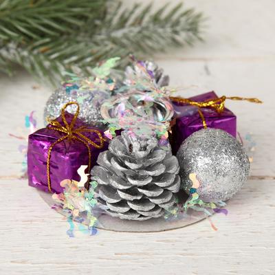 Подсвечник на одну свечу «Мишура волна» шишки, шарик, подарки, 7.5×3.5 см, d=2 см