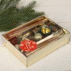 Свеча новогодняя с подсвечником «Шишки и шарики», набор 4 шт., 3.5×11×15 см, золотистая - Фото 2