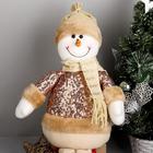 Мягкая игрушка "Снеговик в пайетках - длинные ножки" сидит, 13х52 см, коричневый - Фото 2