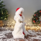 Снегурочка под ёлку «Зимнее волшебство. Шик в бело-красной шубке» двигается, 40 см - Фото 2