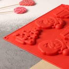 Форма для украшений 3D Доляна «Подарки под ёлкой», силикон, 30×30 см, 9 ячеек, цвет красный - Фото 3