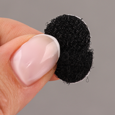 Липучка на клеевой основе «Круг», набор 55 шт., размер 1 шт.: 1.5 см, цвет чёрный