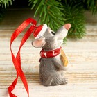 Сувенир полистоун "Мышонок Рос в новогоднем колпаке с подарками" МИКС 5х3х3 см - Фото 6