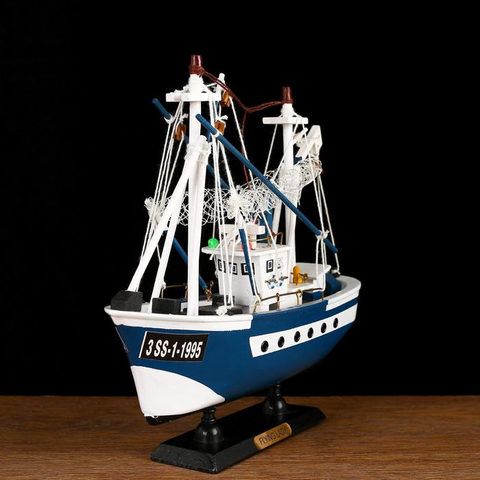 Корабль сувенирный «Ида», малый, голубые борта, сетка - фото 1896494299