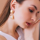 Серьги с жемчугом «Фемида», цвет белый в матовом золоте - Фото 3