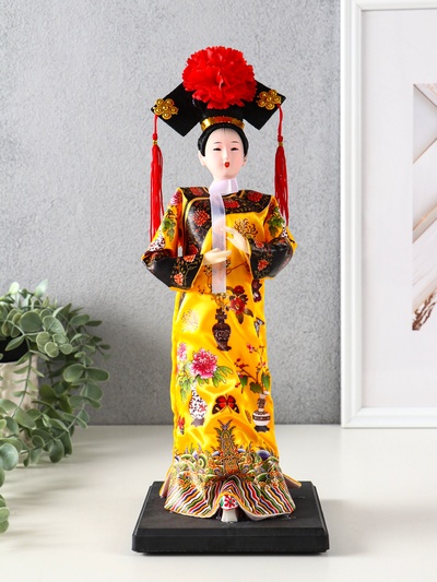 Кукла коллекционная «Китаянка в национальном платье», 32×12.5×12.5 см