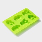 Форма для выпечки Доляна «Новый год», силикон, 27×17×3 см, 6 ячеек (8×7×3 см), зелёная - Фото 3