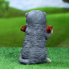 Садовая фигура  "Енот с листом" с поилкой  26х17х19см - Фото 3