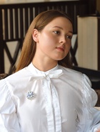 Брошь «Бабочка» на цветке, цвет бело-голубой в серебре - Фото 2