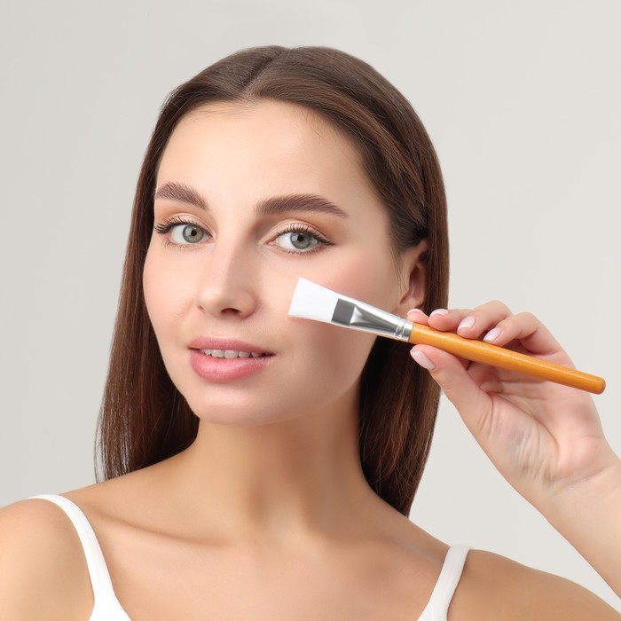 Кисть для масок, 19 см, цвет коричневый/белый 18723