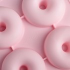 Форма для выпечки Доляна «Пончик», силикон, 26×18 см, 6 ячеек, 7×2,8 см, цвет розовый - Фото 5