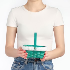 Корзина плетёная для хранения «Новогодняя», 15×12×7.5 см, ручка h=17.5 см, зелёная