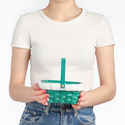 Корзина плетёная для хранения «Новогодняя», 15×12×7.5 см, ручка h=17.5 см, зелёная