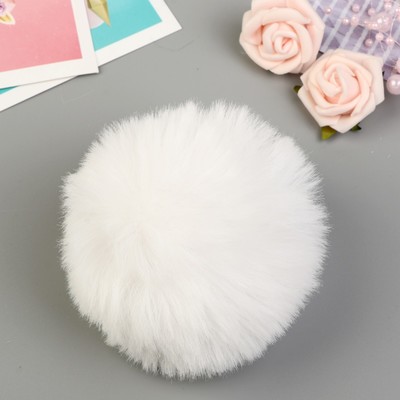 Помпон искусственный мех «Белый», d=10 см