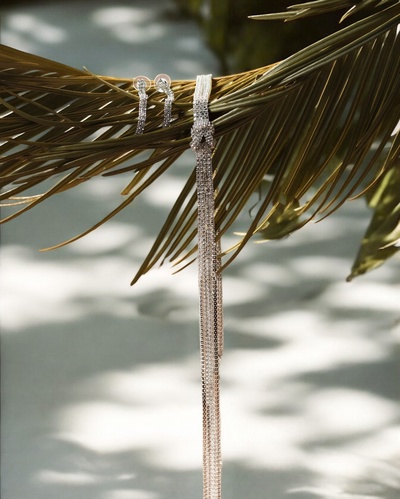 Гарнитур 2 предмета: кулон, серьги «Элегантность» жгут, цвет белый в серебре, 42 см