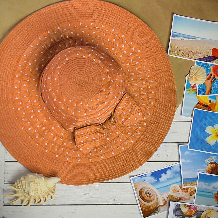 Шляпа пляжная "Красотка" в горошек, цвет оранжевый, обхват головы 58 см, ширина полей 12 см - Фото 1