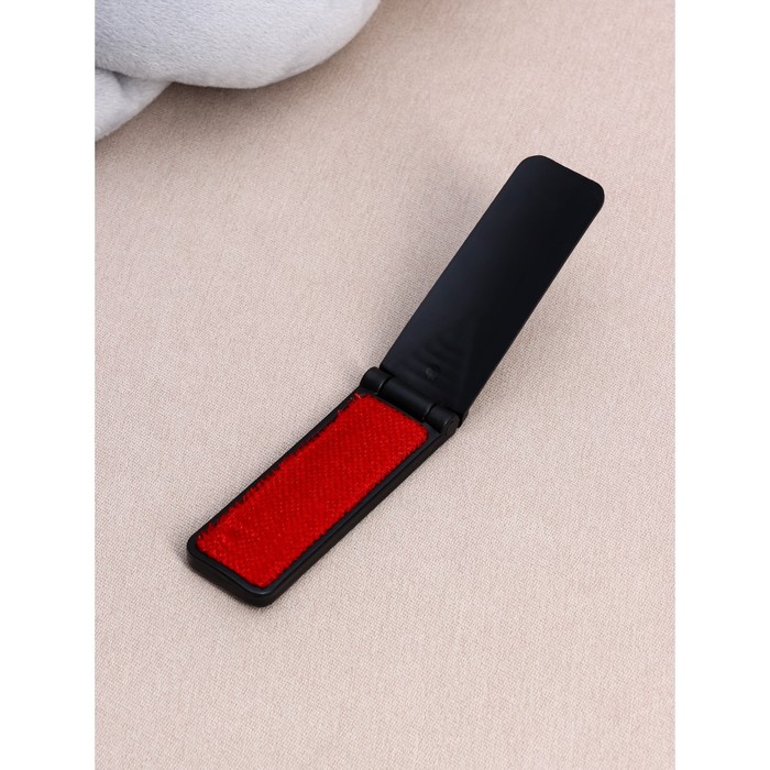 Щётка для одежды складная, 0.6×3.5×9.5 см, чёрная - Фото 1