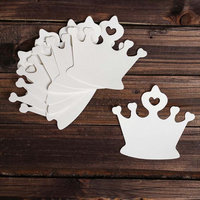 Набор картонных фигур «Корона», 10 шт., размер 1 шт: 15,5×14 см