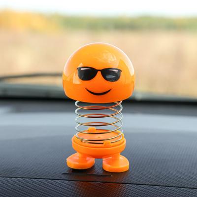 Смайл на пружинке, на панель в авто, желтый, микс
