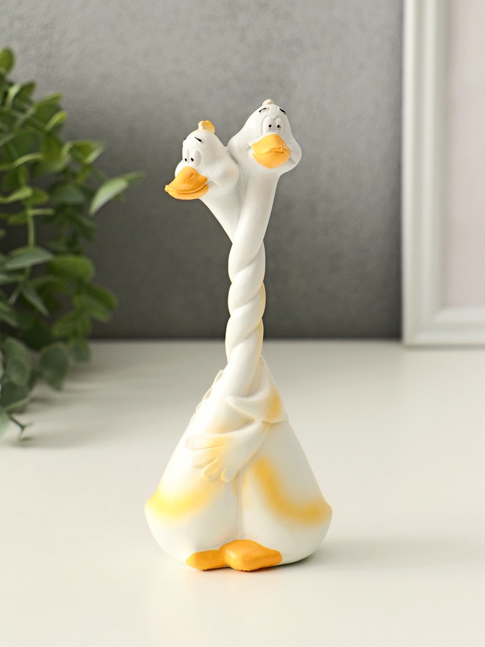 Фигурка полистоун «Утята обнимашки», 17.3×7×4 см - Фото 1