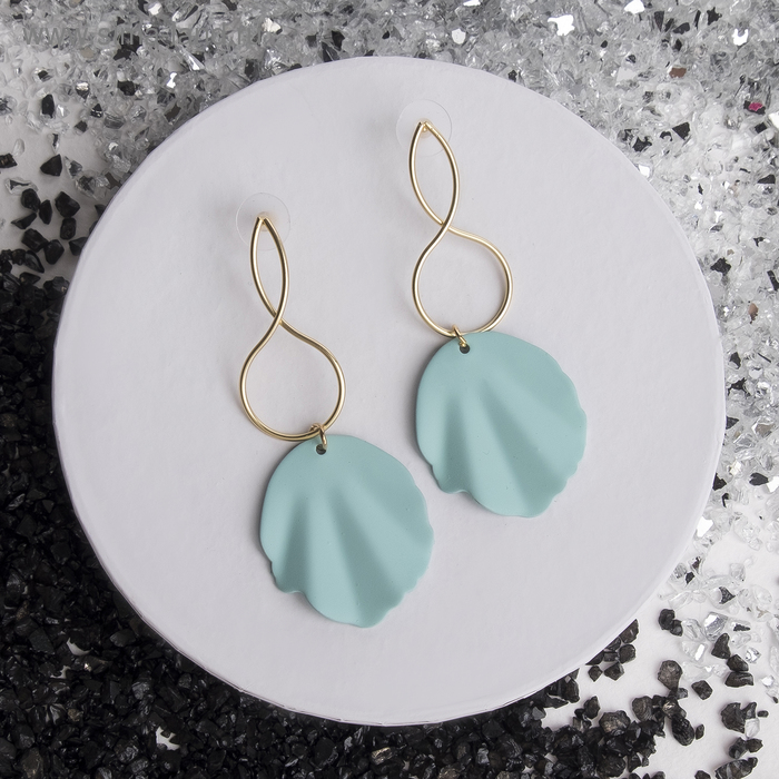 Серьги металл «Море», цвет голубой в золоте - Фото 1