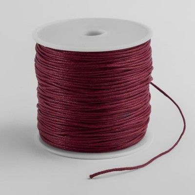 Шнур вощеный из полиэстера d=1 мм, L=65-70 м, красный
