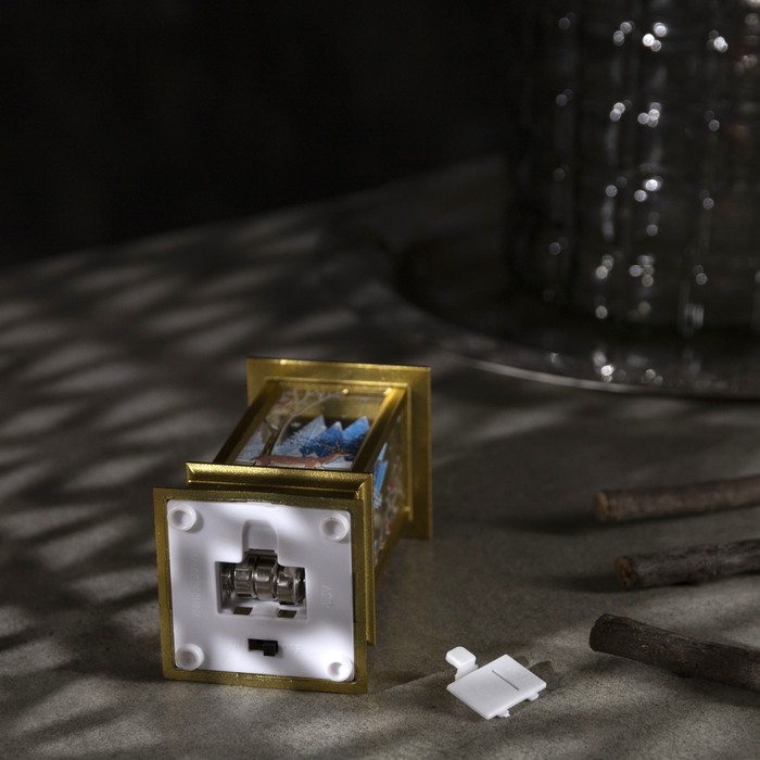 Светодиодная фигура «Фонарь с оленем» 5.5 × 13 × 5.5 см, пластик, батарейки AG13х3, свечение тёплое белое - фото 1926018279