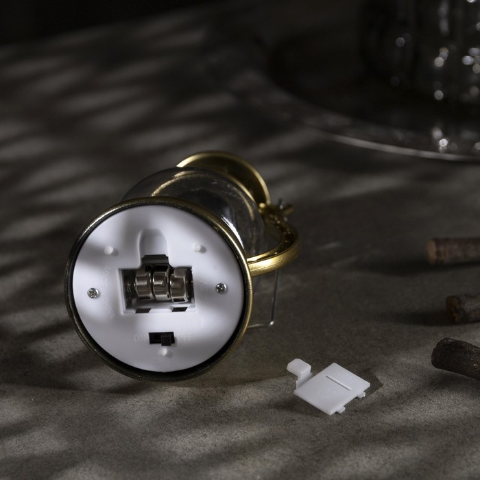 Светодиодная фигура «Золотистый фонарь» 8 × 12 × 6 см, пластик, батарейки AG13х3, свечение тёплое белое - фото 1884964563