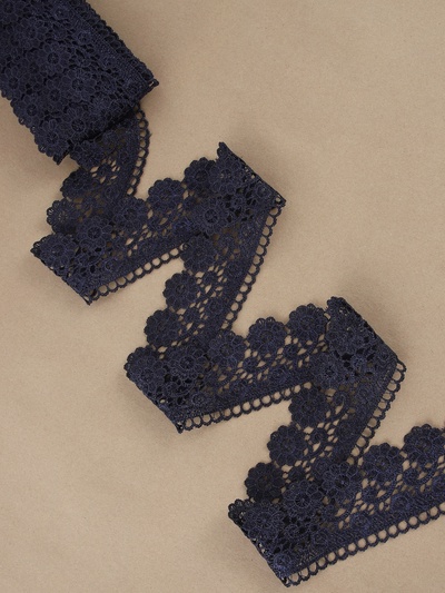 Кружево гипюровое, 60 мм, 6.8±0.5 м, тёмно-синее