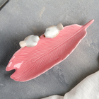 Блюдо керамическое «Птички на листочке», 21×8×5 см, цвет розовый - Фото 2