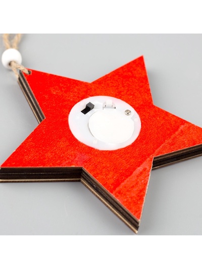 Ёлочная игрушка «Красная звезда с оленями», 10×10×1 см, 3 LED, от батареек, свечение тёплое белое