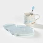 Чайная пара керамическая «Листочек», 3 предмета: чашка 320 мл, блюдце 25,5×16 см, ложка, цвет голубой - фото 4287271