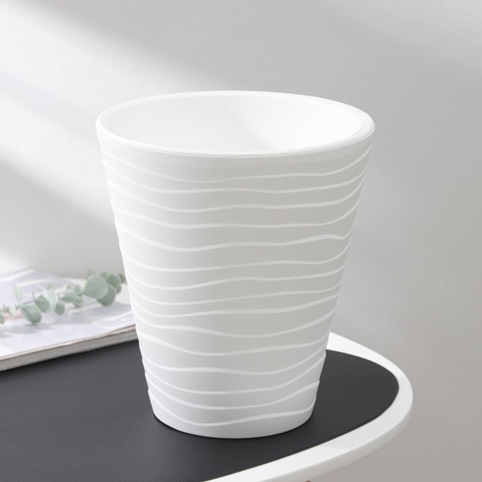 Кашпо для цветов со вставкой «Валенсия», 5.2 л, белое - Фото 1