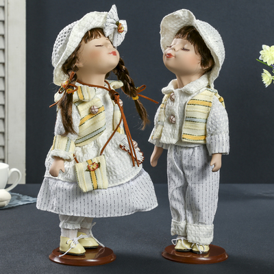 Кукла коллекционная парочка поцелуй набор 2 шт "Поцелуй в белом наряде" 30 см МИКС