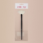 Кисть для макияжа «Premium Brush», веерная, в чехле, 20 см, цвет чёрный - Фото 2